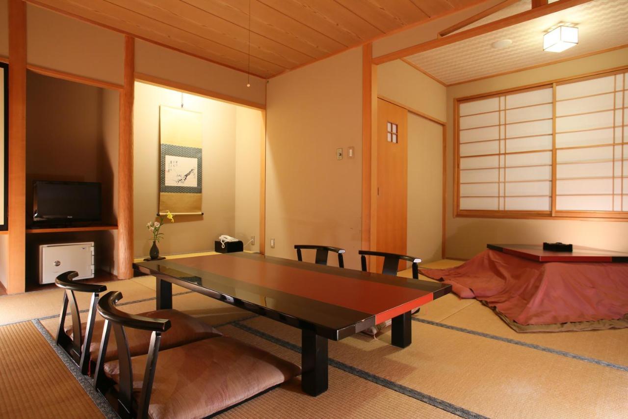 Ichinoyu Katei Hotel Yamanouchi  Ngoại thất bức ảnh