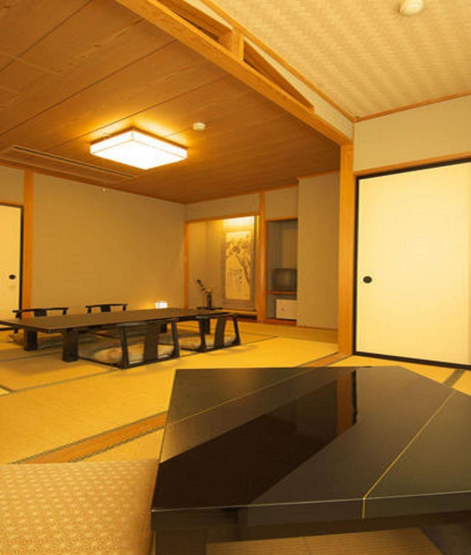 Ichinoyu Katei Hotel Yamanouchi  Ngoại thất bức ảnh